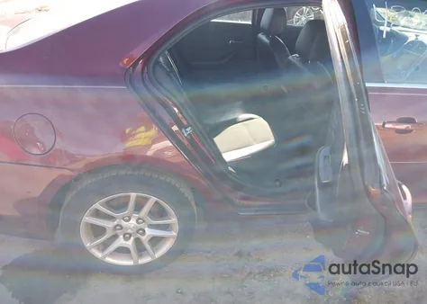 2015 Chevrolet Malibu 1Lt from USA, damaged, VIN 1G11C5SL0FF103773